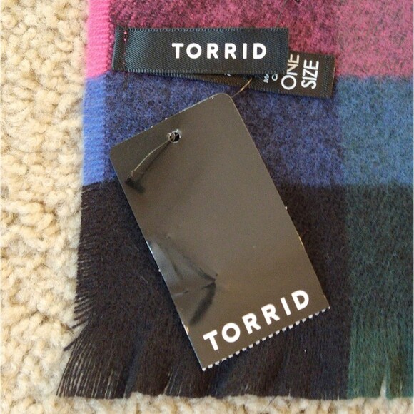NWT Torrid Plaid Blanket Scarf - Picture 8 of 9